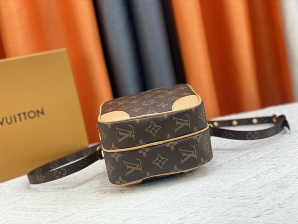 ルイヴィトンバッグ内部構造